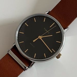 Timex Weekender Fairfield - Men’s Watch w/ Original Box + Original Add’l Strap